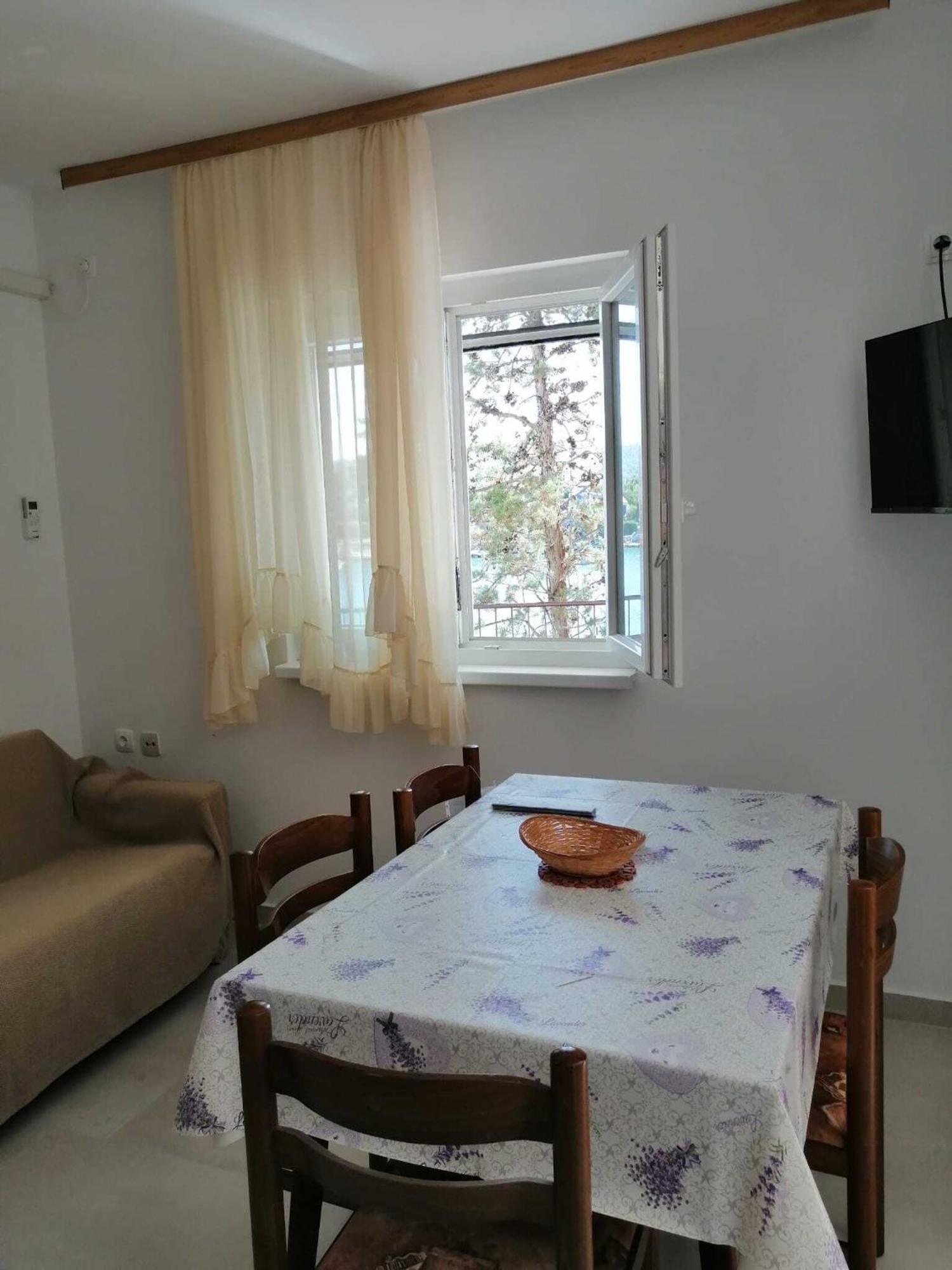 Apartments And Rooms Porto Ražanj Exterior foto