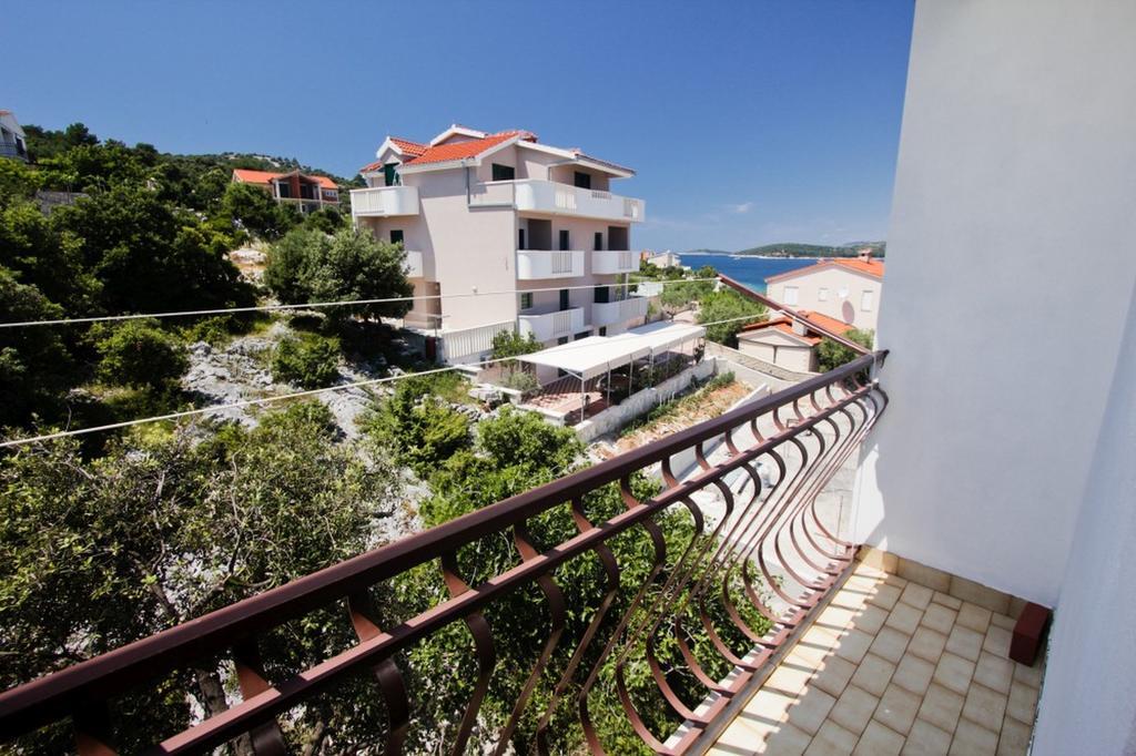 Apartments And Rooms Porto Ražanj Habitación foto