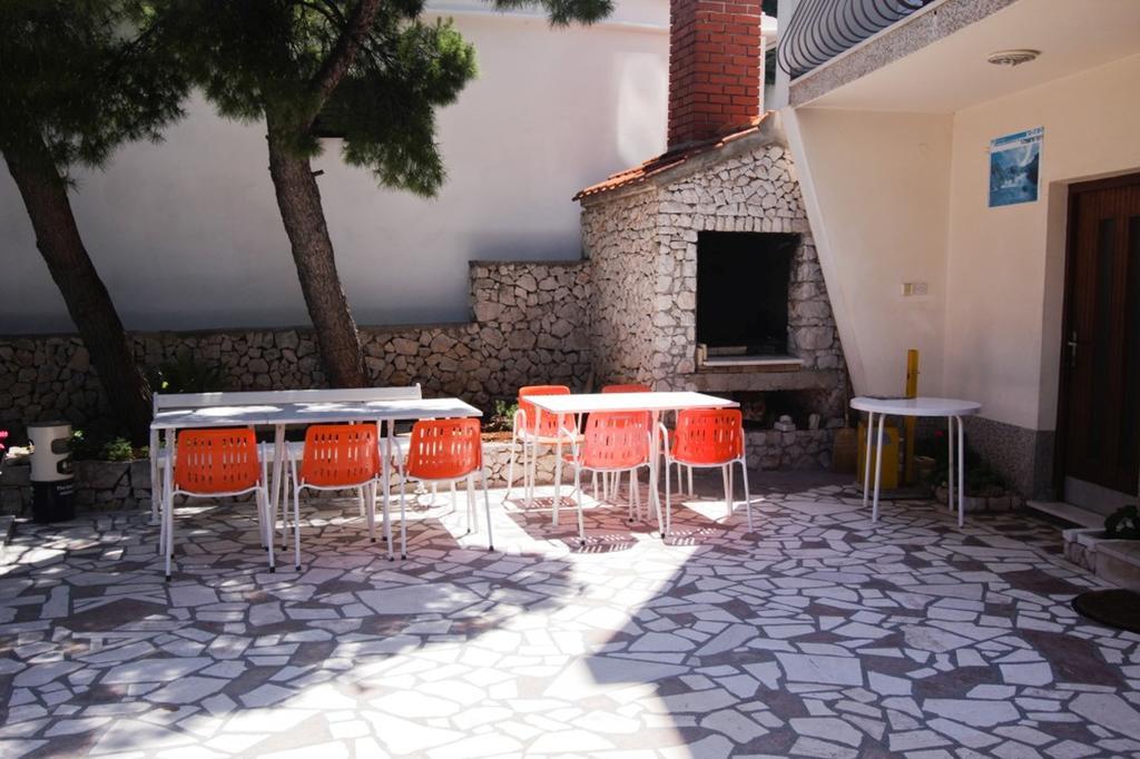 Apartments And Rooms Porto Ražanj Exterior foto